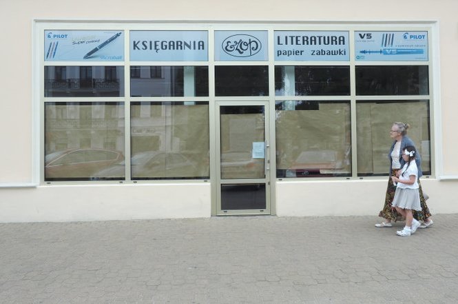 NIECZYNNA KSIEGARNIA EZOP