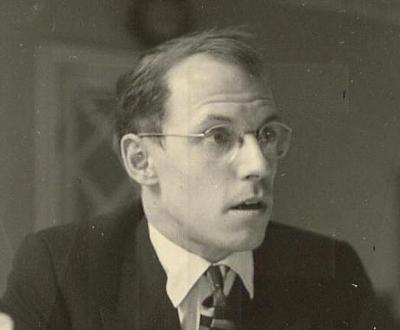 Foucault18_400x400